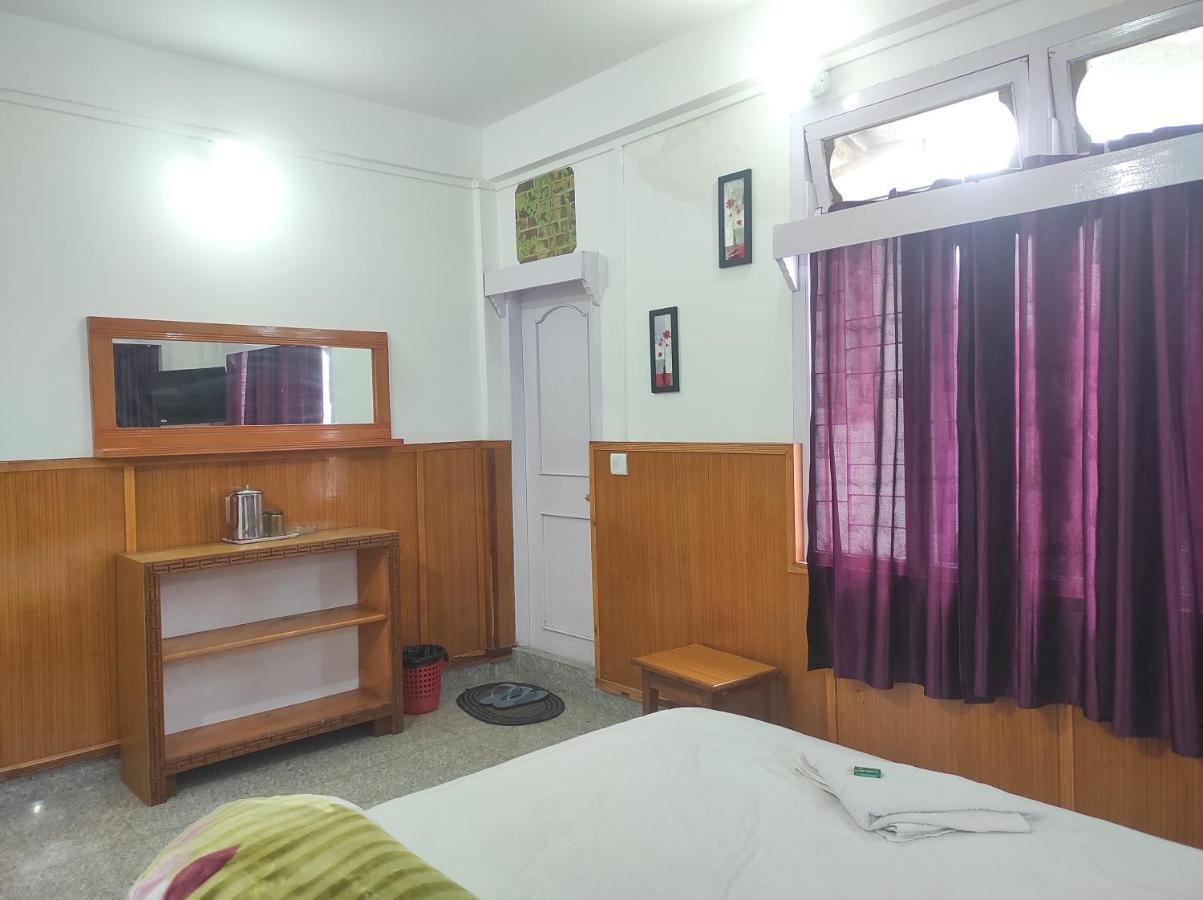 Hotel Tawang Regency Exterior photo