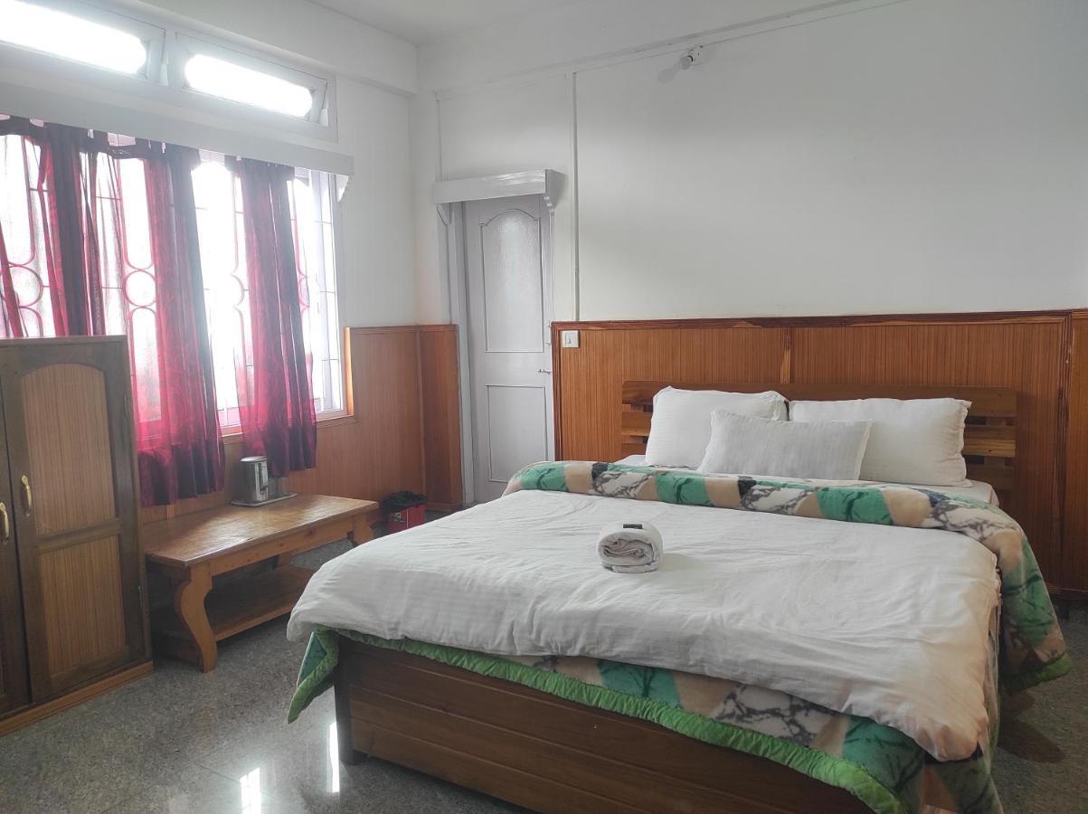 Hotel Tawang Regency Exterior photo